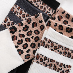 Hot Retro Leopard Print Socks