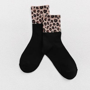 Hot Retro Leopard Print Socks